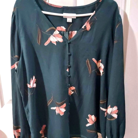Ava & Viv Tops - Floral Ava&Viv blouse Size 0X